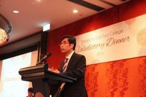 College Master Professor Iu Vai Pan wished the SHEAC graduates a very bright future. 院長姚偉彬教授祝願書院畢業生前程似錦。