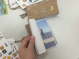 A flipbook finished by one of the participants. 其中一位參與者所製作的手翻書成品。