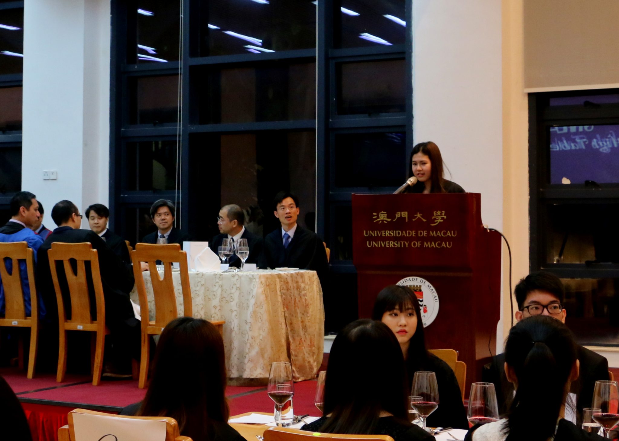 Student Ma Cheuk Sze served as the emcee of the event.  馬卓思同學擔任活動司儀。